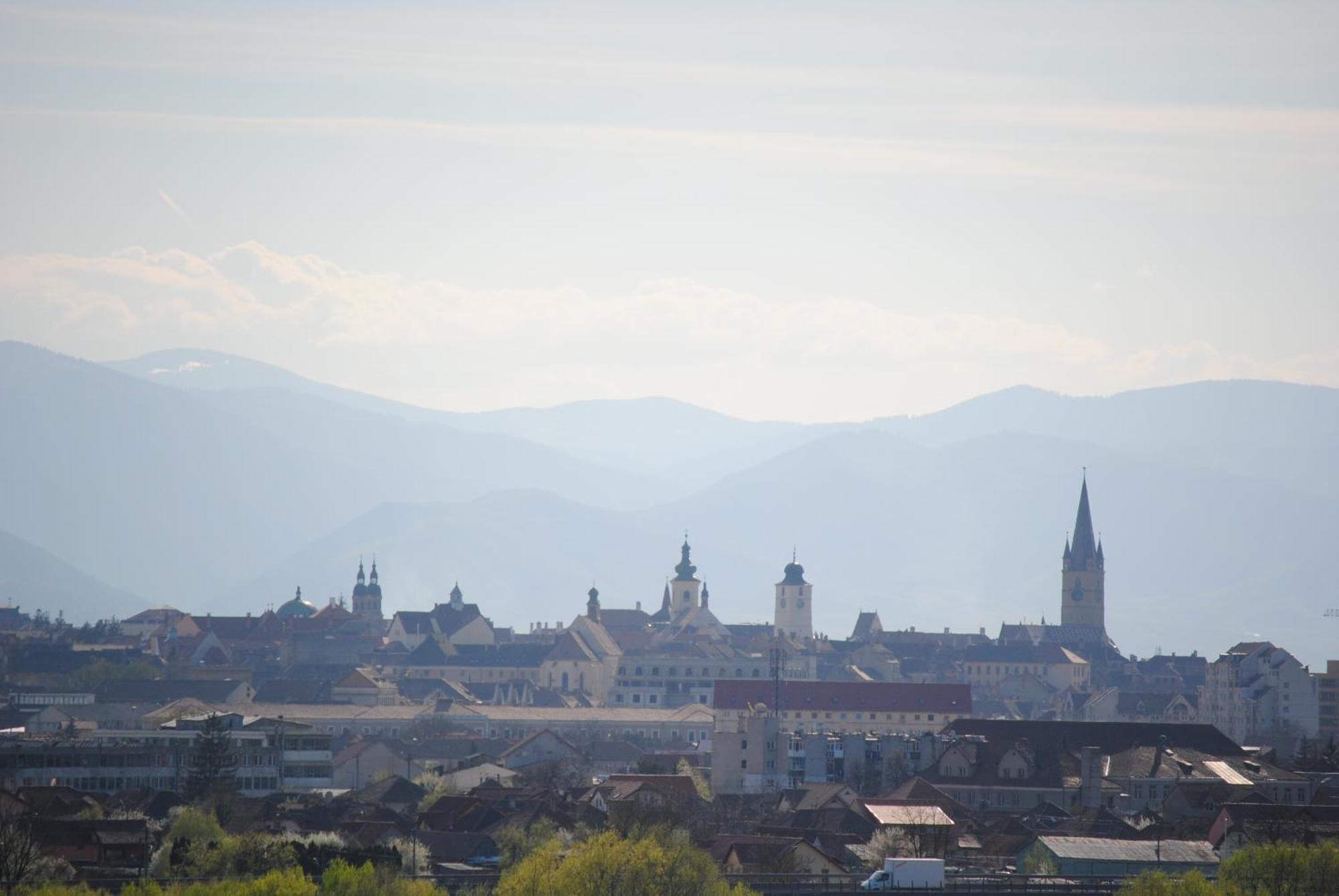 Pensiunea Carmen Sibiu Esterno foto